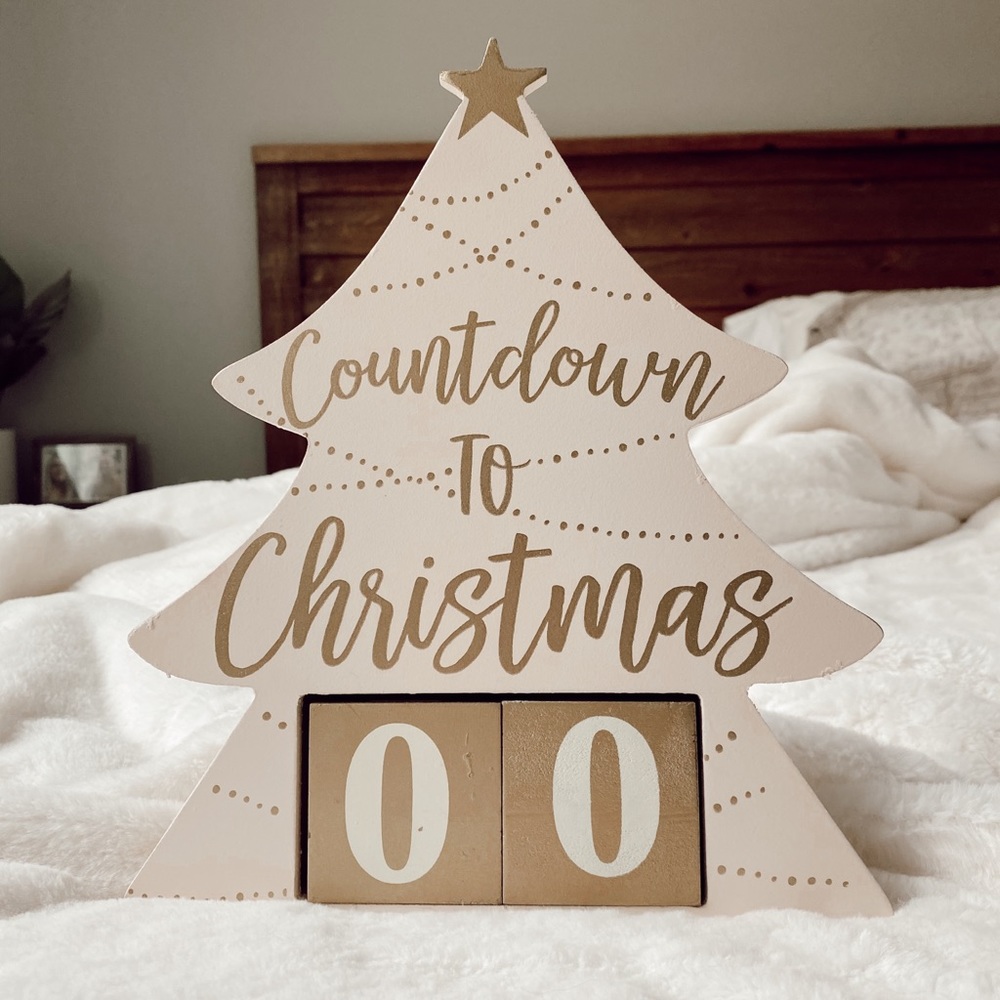 Christmas countdown ornament wood decoration